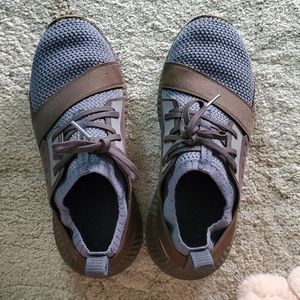 Kids Under Armour running shoes